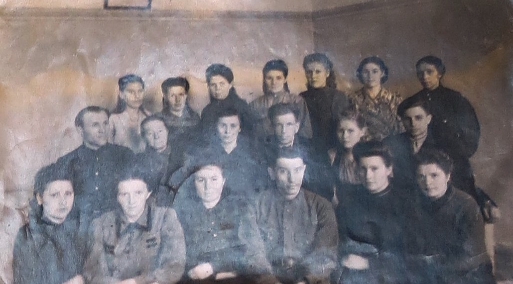 Первый педагогический коллектив школы, 1946 год
